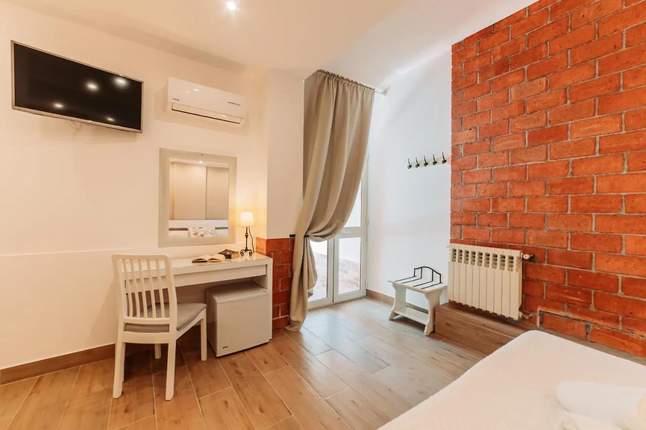 B&B Casa Al Vicolo 2 Taormina 0*,  Italy