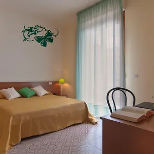 https://diva-florence.it-tuscanyhotel.com