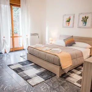 https://gabrielli-rooms-apartments-maroncelli.hotelinveneto.com